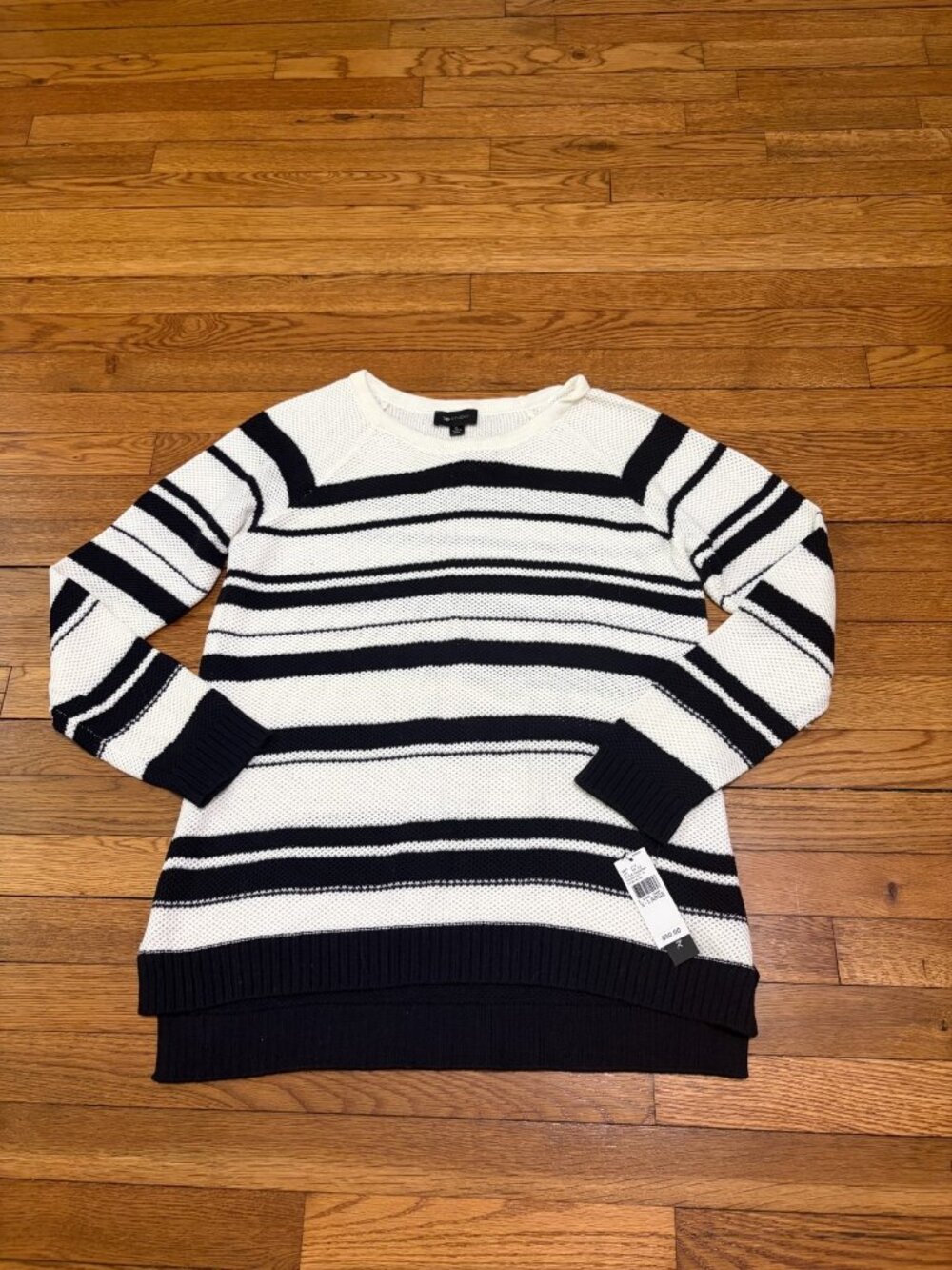 AB Studio Womens Sweater Size XL Navy Blue White Striped Knit Pullover NWT $50